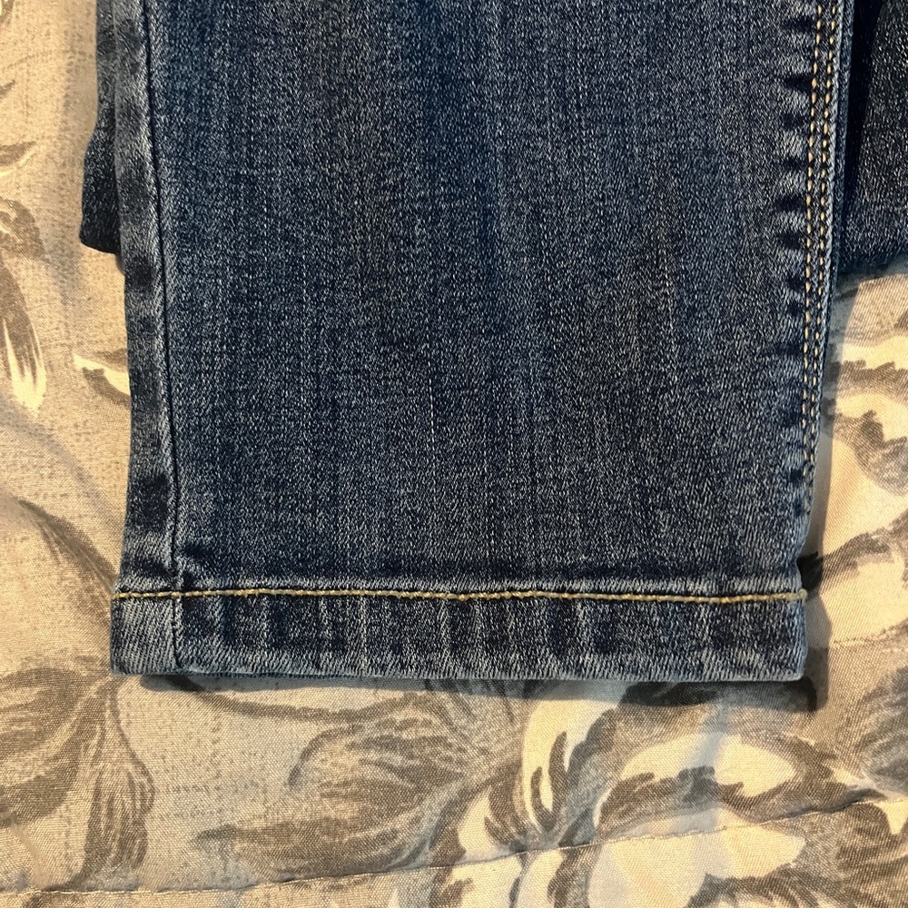 Reitman’s lot of 2 Dark Blue Skinny Jeans
Size 32 Petite - Picture 8 of 16